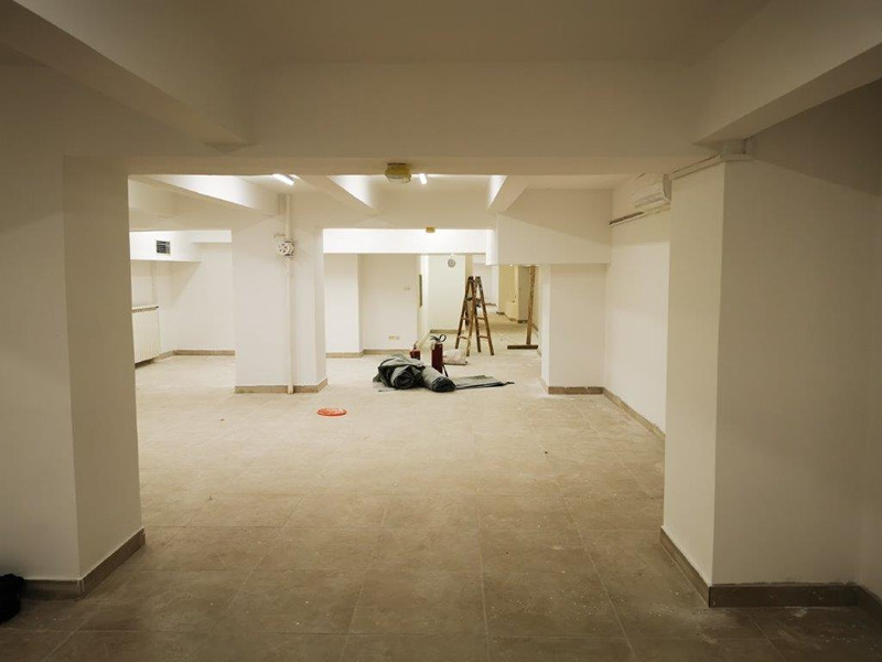 Gallery item 6
